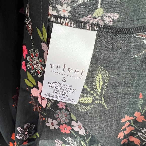 Velvet Graham & Spencer Vivian Floral Print Cold-shoulder Top Size Small S A1689 - Picture 8 of 11